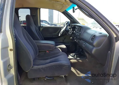 2000 Dodge Dakota Slt/Sport z USA, uszkodzony, nr VIN 1B7GG22X4YS575749